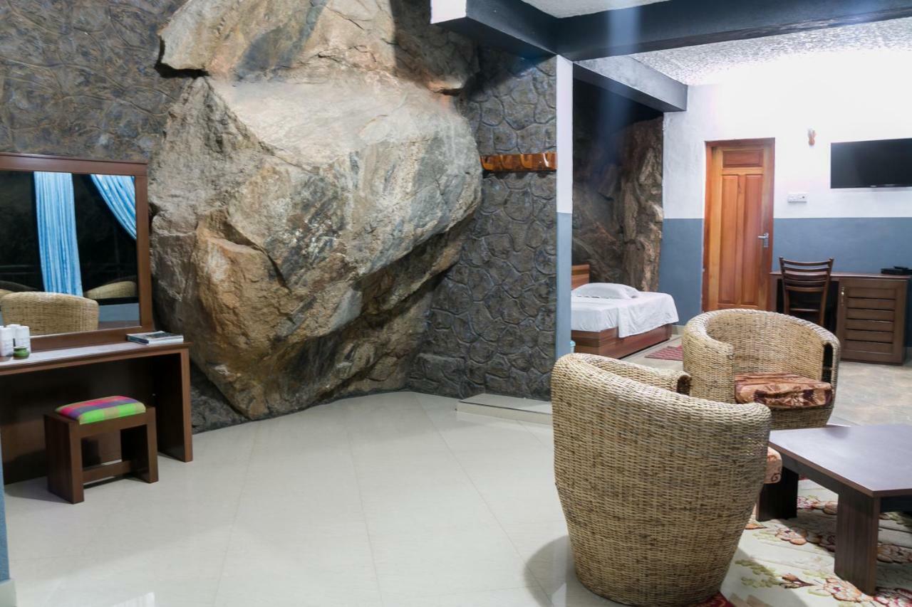 Hotel Ella Mount Heaven Exterior foto