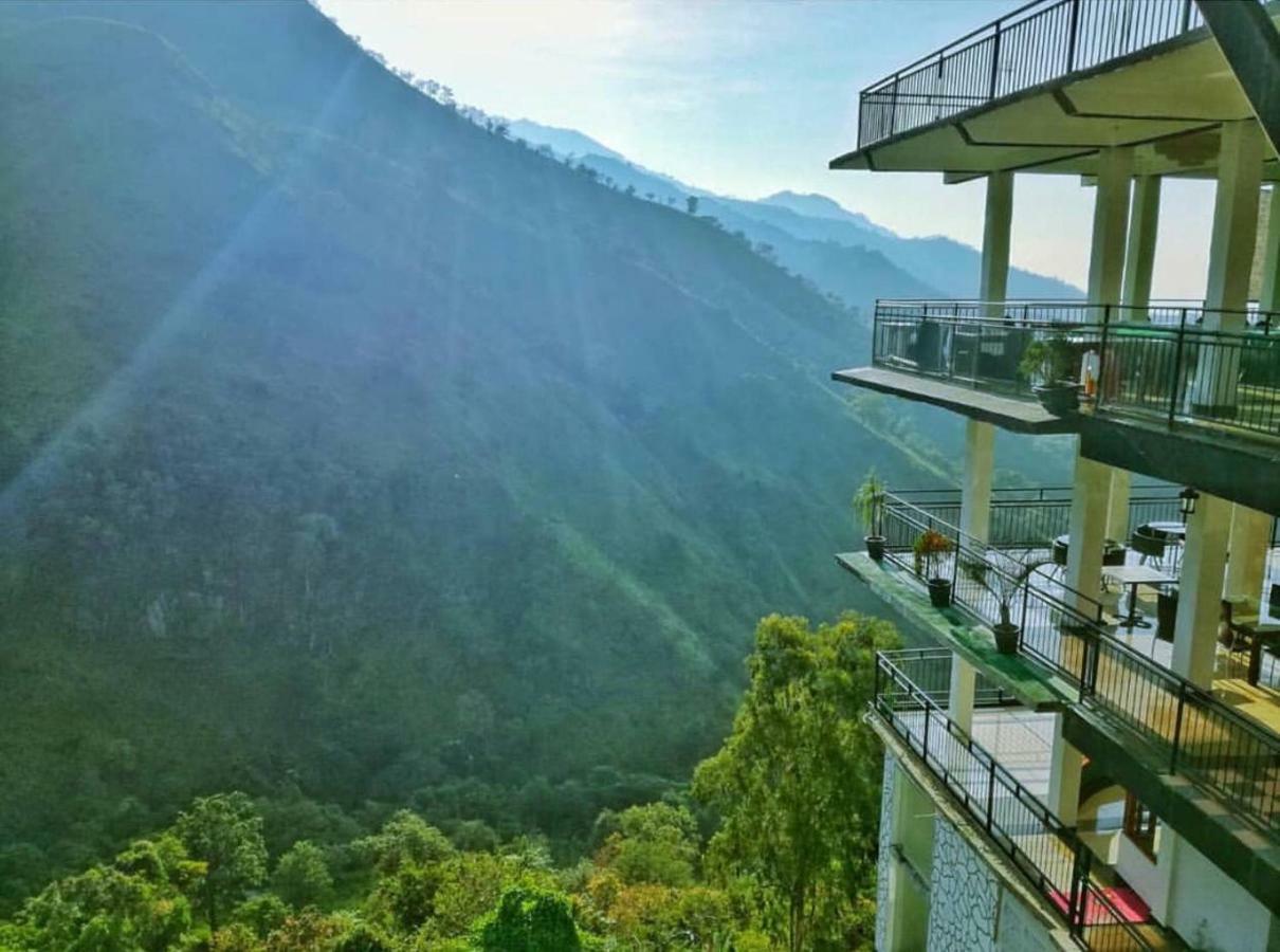 Hotel Ella Mount Heaven Exterior foto